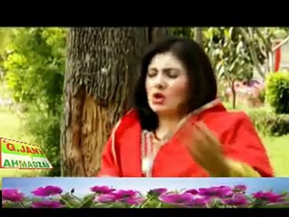 Nazia Iqbal khakuley sandara masta video