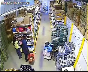 Woman Has Epic Shoplifting Skills Video