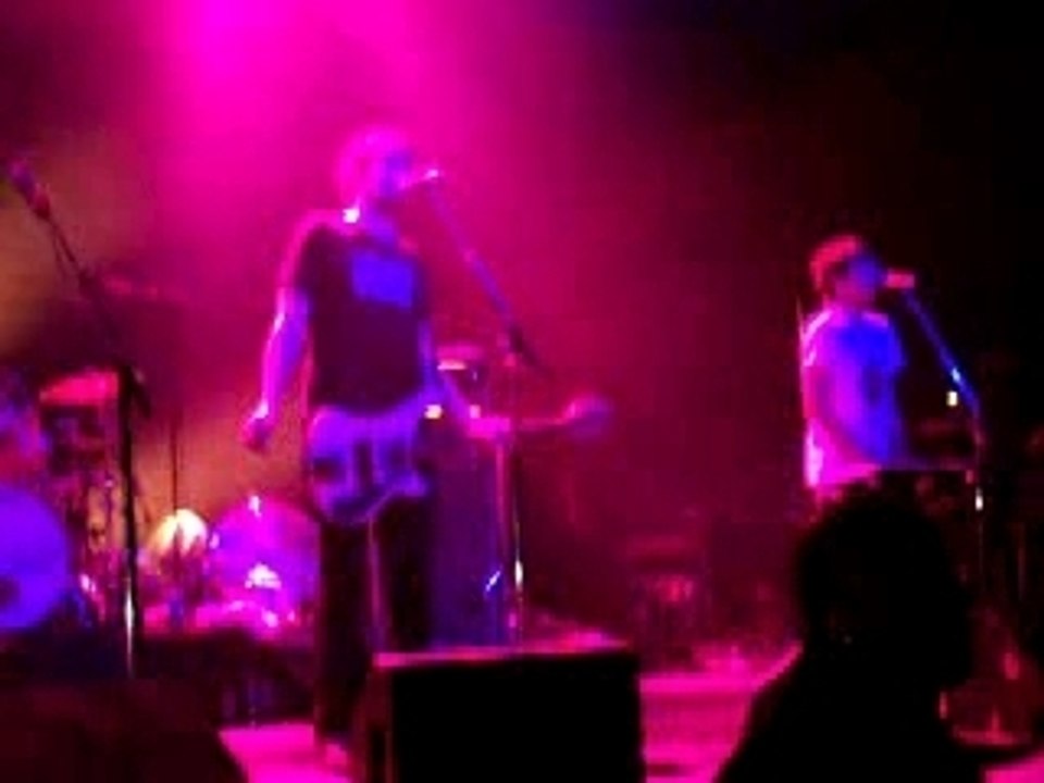 Klaxons @ La Cigale, Magick (suite)