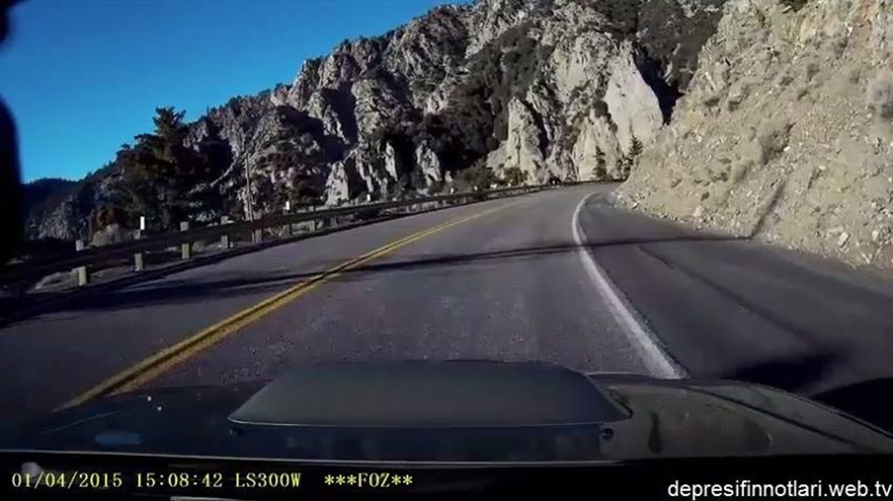 Artistlik Yaparken Uçurumdan Aşağı Düşmek