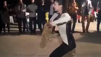 BU KIZLAR ÇOK FELAKET VE GÜZEL OYNUYORLAR ADANA DA