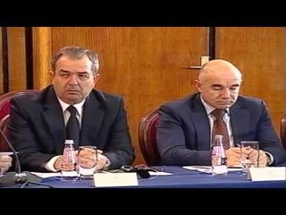 Report TV - Rama: Berisha 173 koncesione me dëm kolosal, ne 14 kontrata