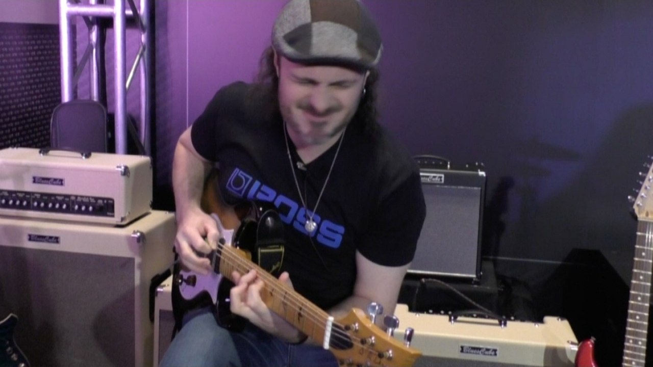 [NAMM] Roland Ultimate Blues Tone Capsule and Blues Cube Hot Amp