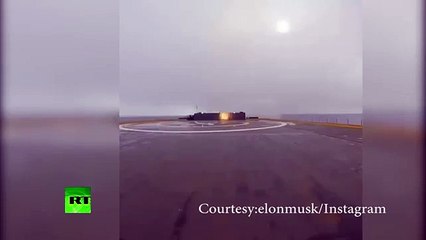 Falcon SpaceX rocket lands on droneship but falls & explodes (News World)