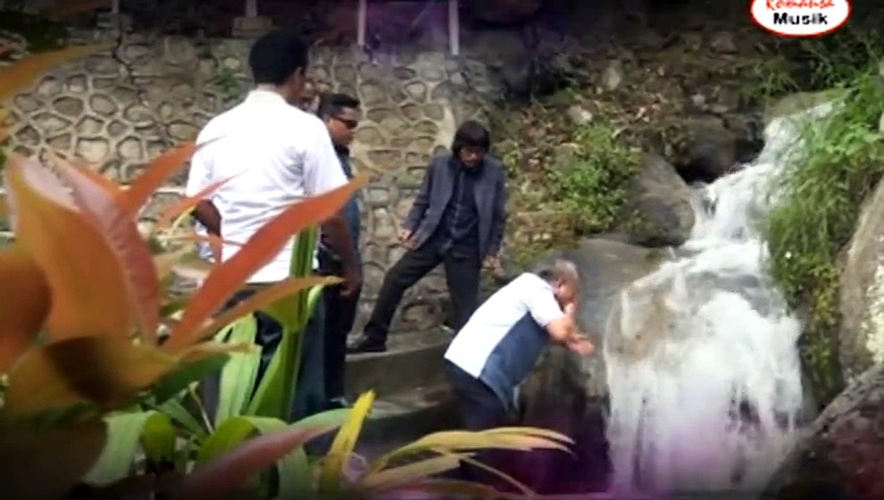 Putri Silitonga _ Memori Di Bakkara - Lagu Batak Terbaru_  Lagu Batak by Bataktv.com