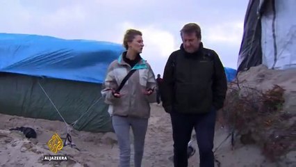 Calais refugee children wait to be allowed into UK