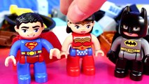 Duplo Lego Batman Superman and Wonder Women Bat Boat Battle The Joker Bring To Jail