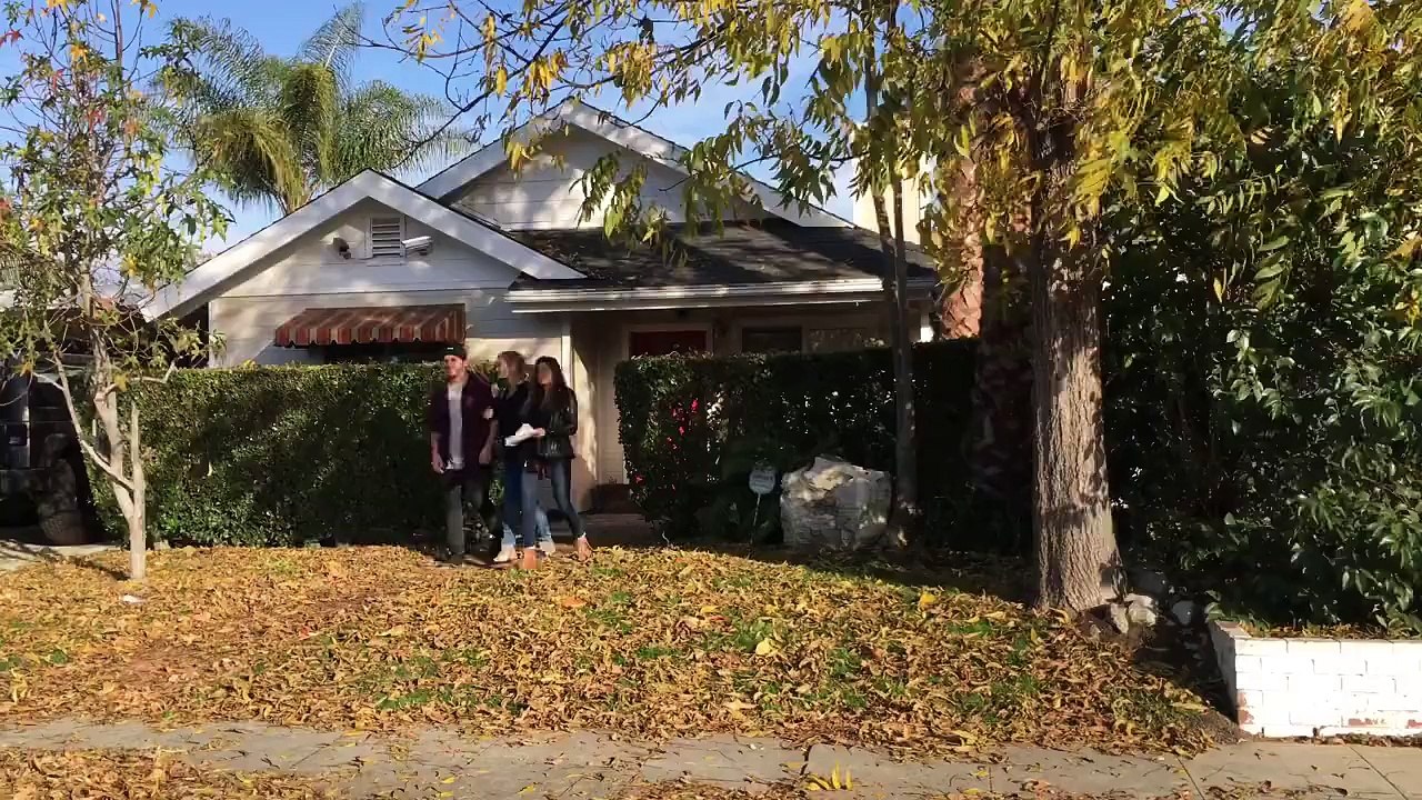 Neighbor's Be Like