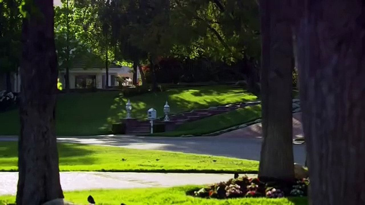 Weird Or What - S02 E06 - Paranormal Mysteries [HQ]