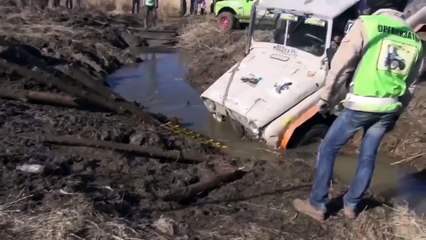 ЛУЧШИЕ ПРИКОЛЫ НА МАШИНЕ: Улетные внедорожники