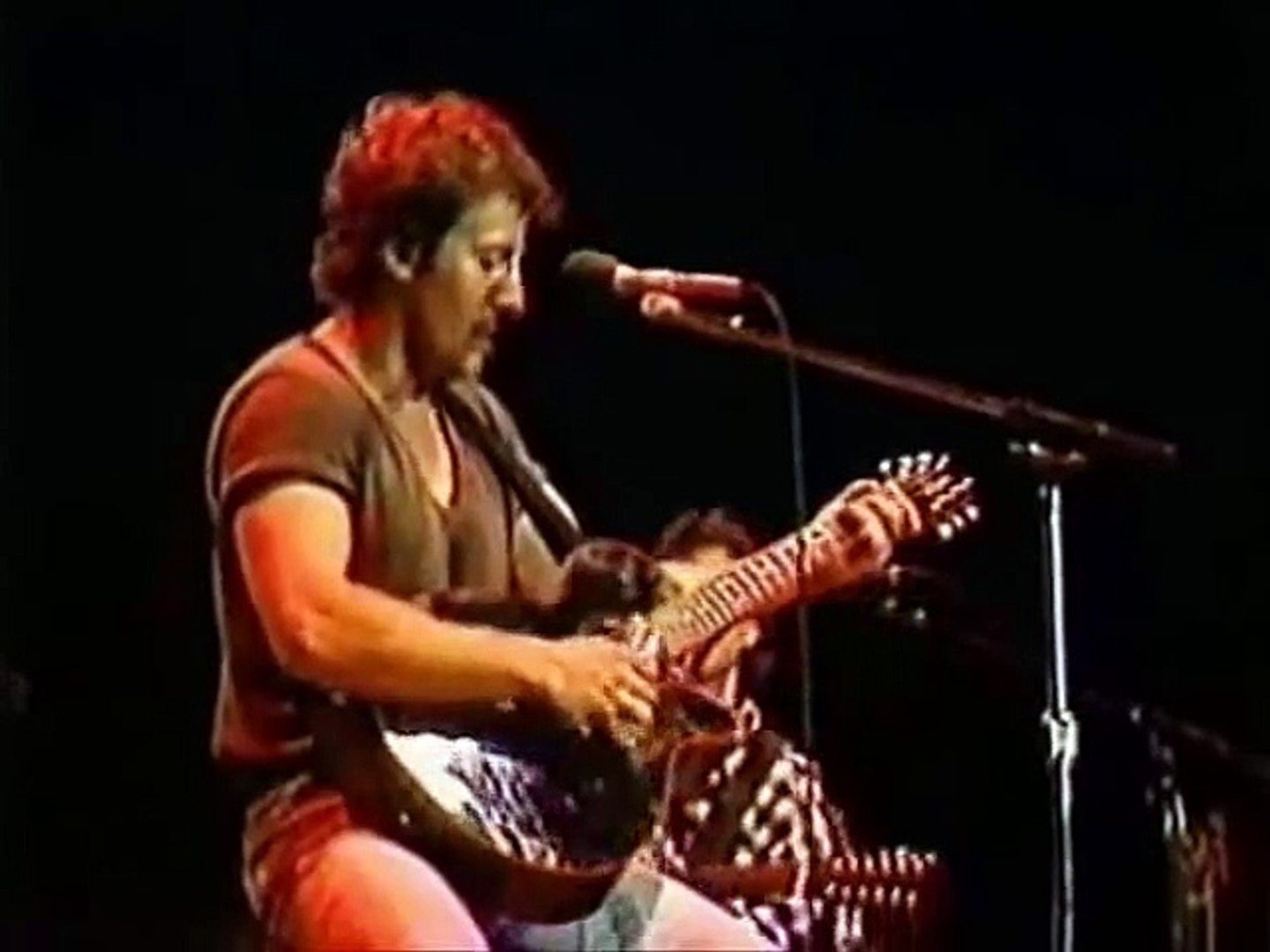 ⁣Bruce Springsteen - DARLINGTON COUNTY  1986 - live