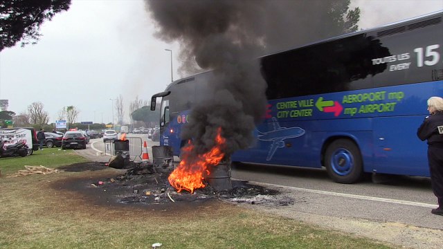 Face à Uber, les taxis ne désarment pas