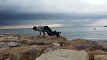 14 years old incredible push up.Bar brothers asrın