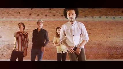 Louis Tomlinson Baby Mama Drama - Selena Gomez & Charlie Puth "We Don't Talk Anymore"