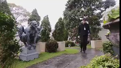 Answering the front door, like a BOSS!