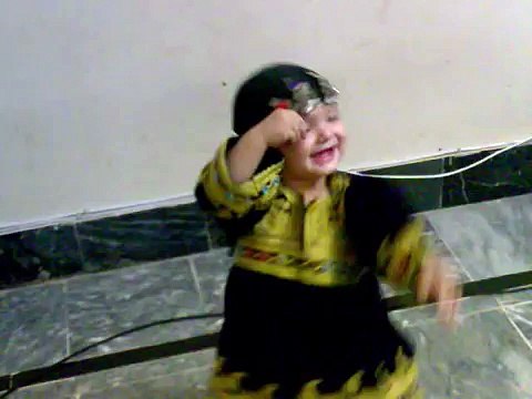 Pathan Cute Baby Girl Dancing with Pashto music