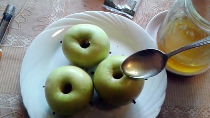 Рецепт.  Яблоки запечёные с мёдом и корицей.