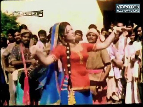 Dekhi Ye Dunya Yahan Jo Pyar Karay - Muhabbat aur Dosti - Original DvD Noor Jehan in 70s Vol. 1