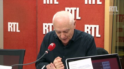 "Laissez-nous Chirac, et pour longtemps", supplie Nicolas Domenach