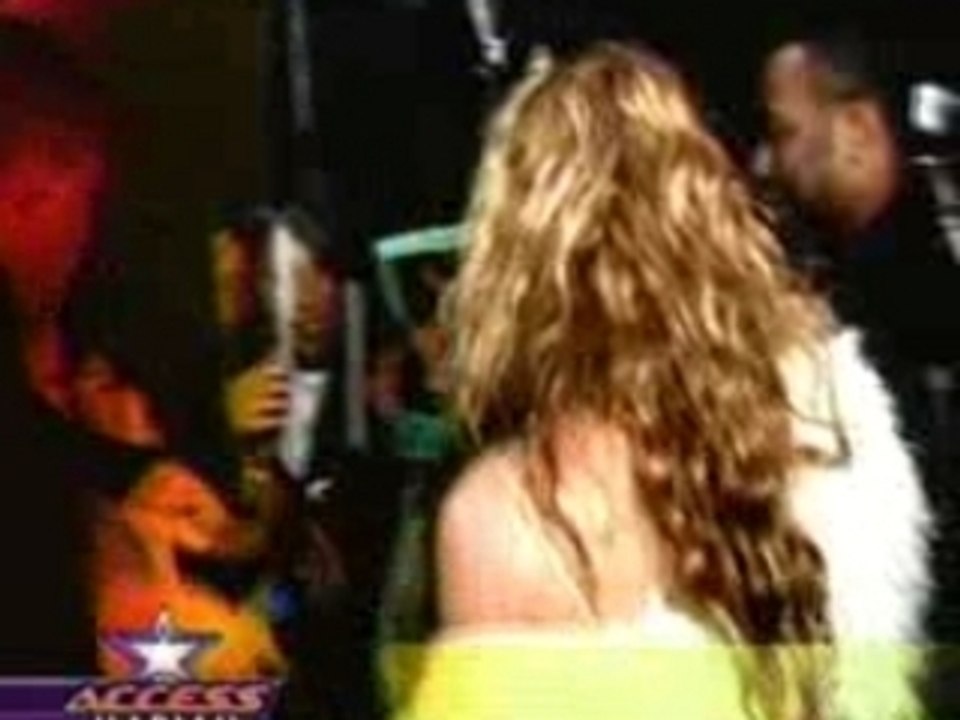 MariahCarey-Report-_