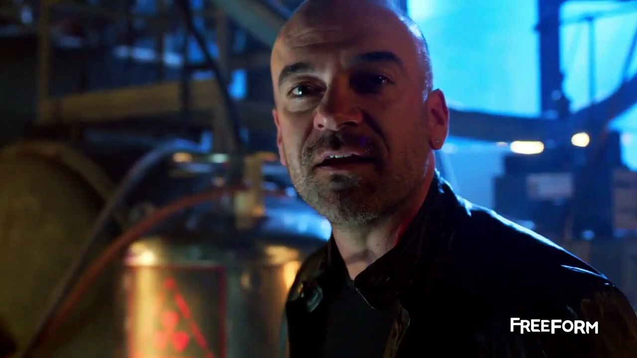 Shadowhunters 1x04 Raising Hell - Promo