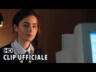 #ScrivimiAncora Clip Italiana 'Il ragazzo vergine non è più vergine' (2014) - Lily Collins Movie HD