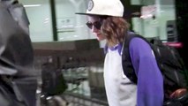 SPOTTED: Kristen Stewart NO MAKEUP Look At Airport