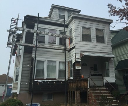 Hawthorne NJ Affordable Vinyl Siding Contractor-Exterior home remodeling company serving Passaic county- Wayne Totowa Little Falls Clifton Wycoff Paterson West Milford- prices and cost for installation-Celect Prodigy Crane all types of house