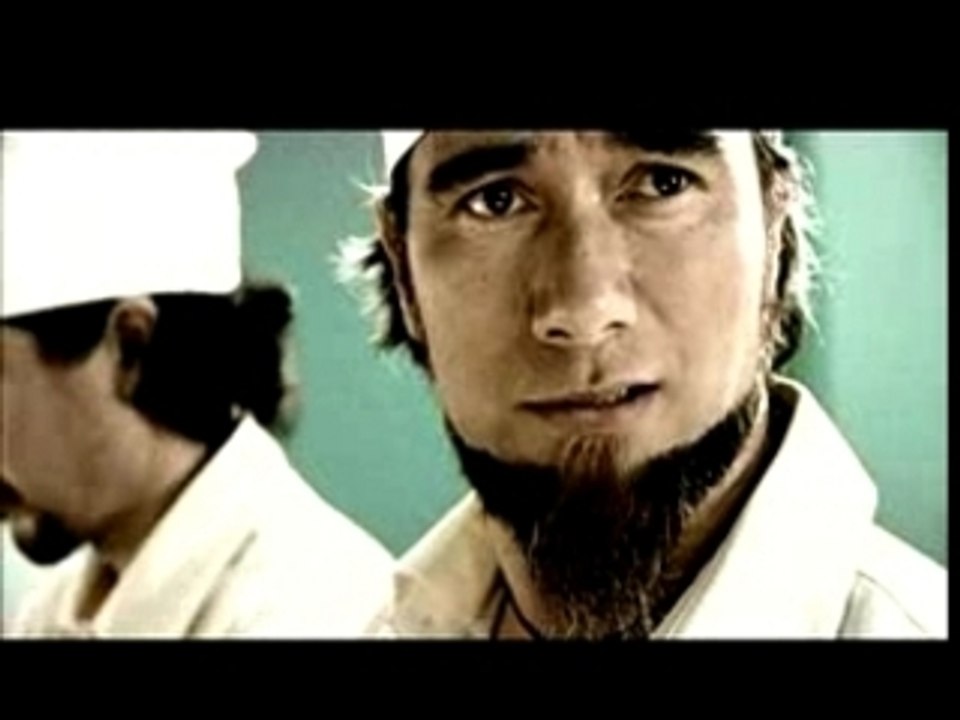 Fat Freddy's Drop - Wandering Eye (Official Video)