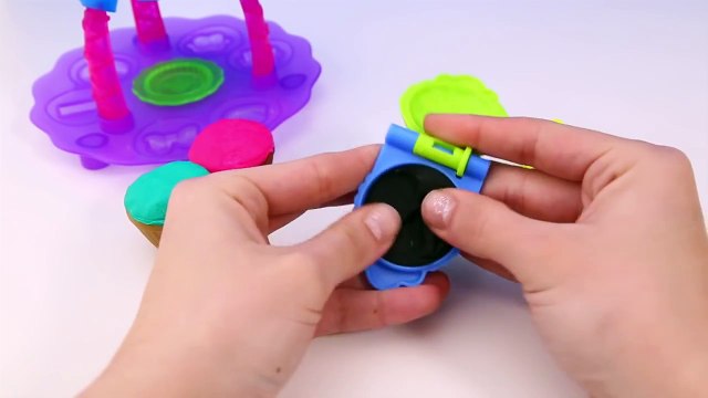 Cupcake Tower Play Doh Toy Review with Play-Doh Plus Make Play Dough Cupcake Sweet Shoppe Treats