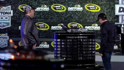 Vince Vaughn and Jeff Gordon have Unfinished Business at the Daytona 500