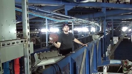 Catwalk Shot   Dude Perfect & Tyreke Evans 4