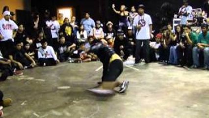 LUCID vs BGIRL DELIGHT [BBOY CITY HAWAII 2010]