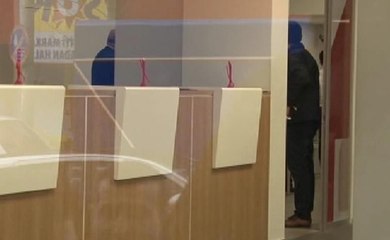 İstanbul'da banka soygunu... Olay yerinden ilk görüntüler