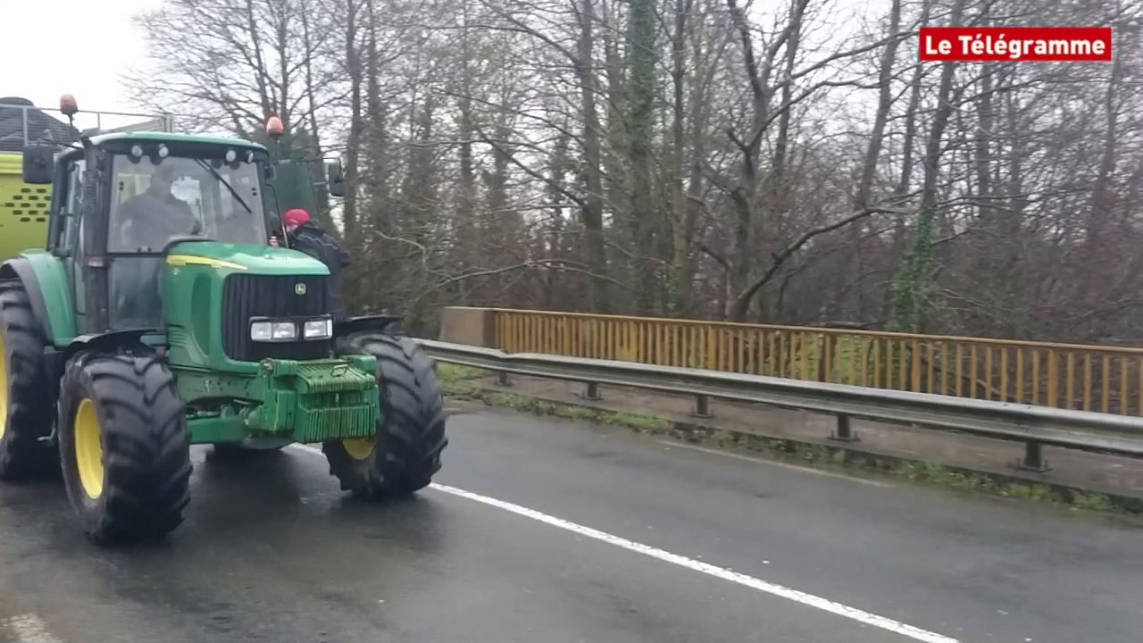 Agriculteurs. La RN12 est bloquée à l’échangeur Beg ar C’hra