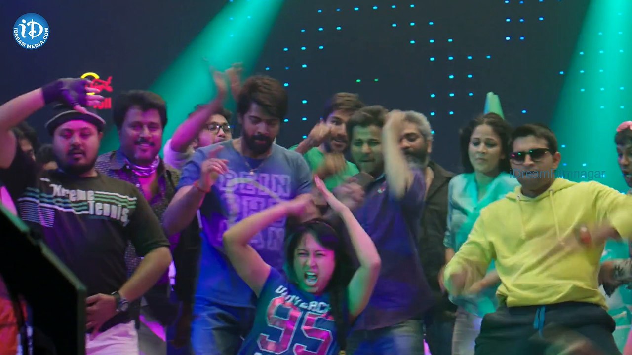 Lacchimdeviki O Lekkundi ( LOL ) Team Dance In Mask Esko Song ||  Naveen Chandra, Lavanya Tripathi