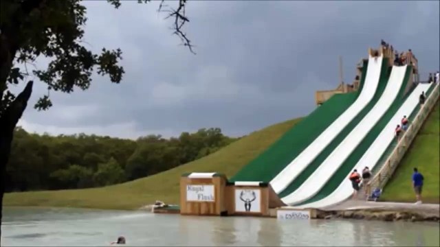 Worst dive ever! It hurts... Water slide fail