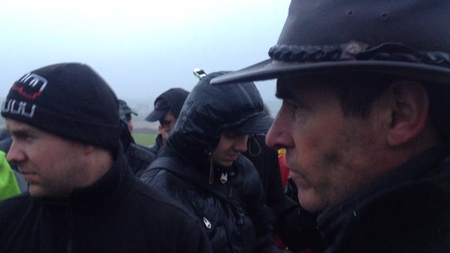 Manif des agriculteurs chez Le Drian