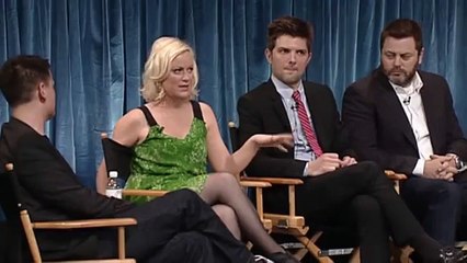 Chris Pratt Recalls That Time He Flashed Amy Poehler