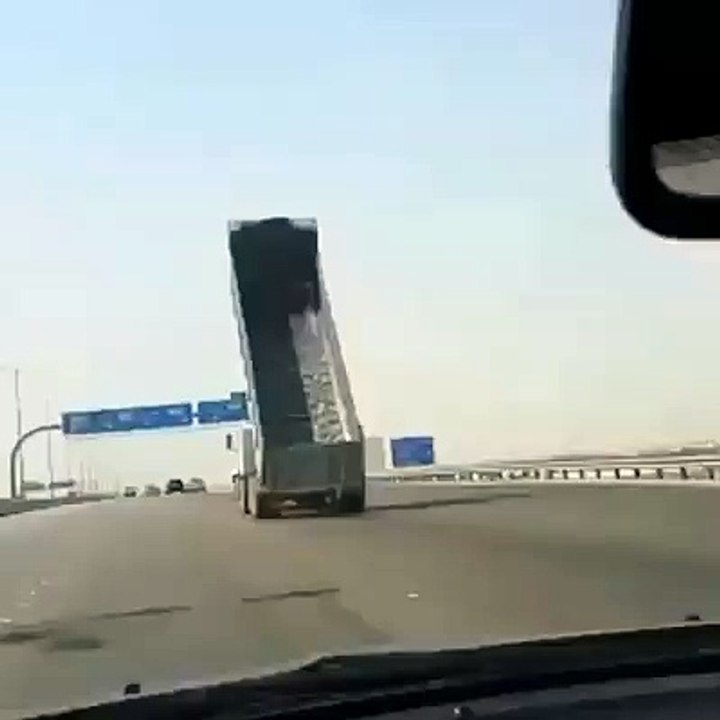 Real accident caught on camera !!!