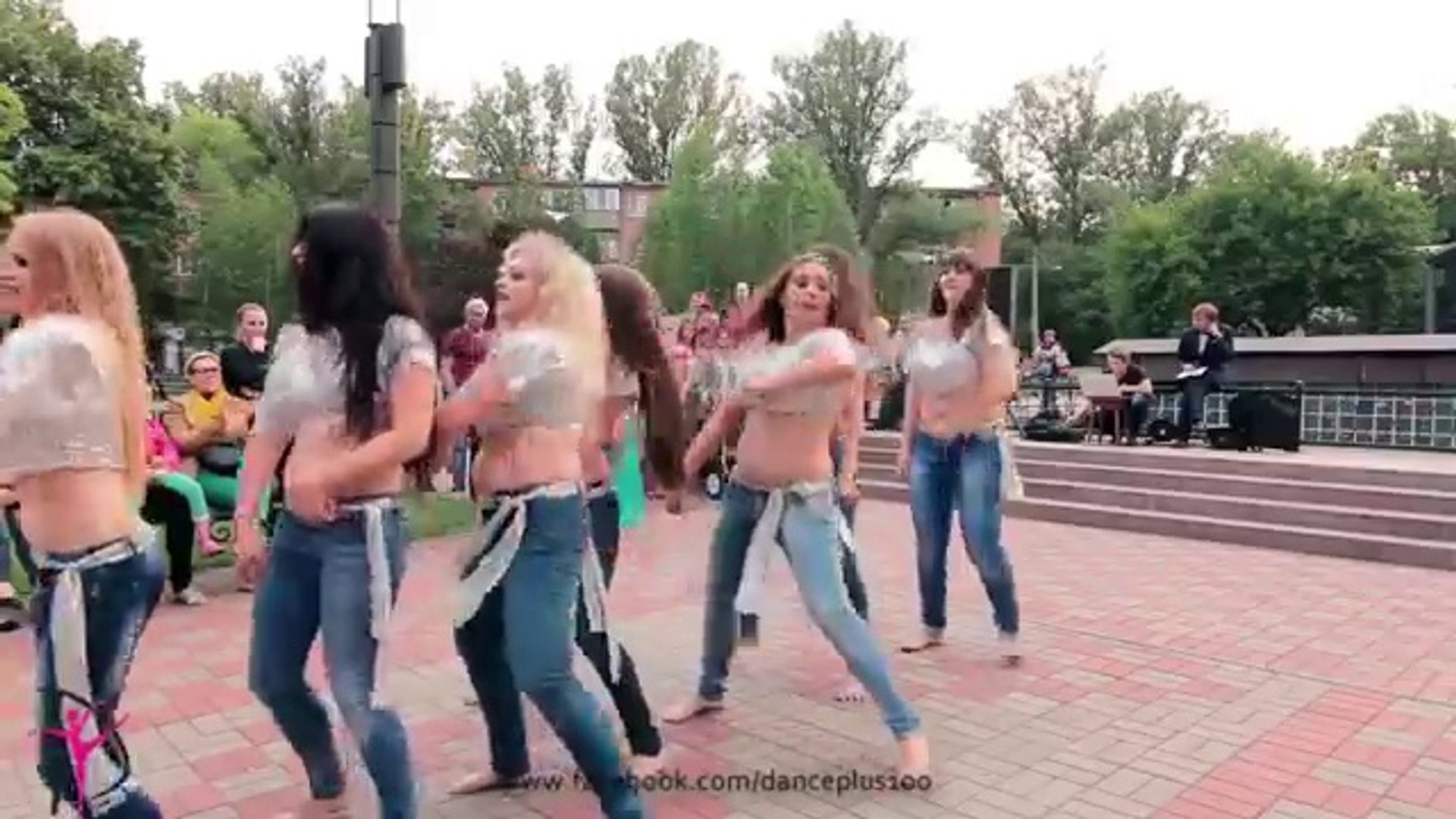 مش صافيناز .رقص شرقي مصري .Hot Belly Dance(1)