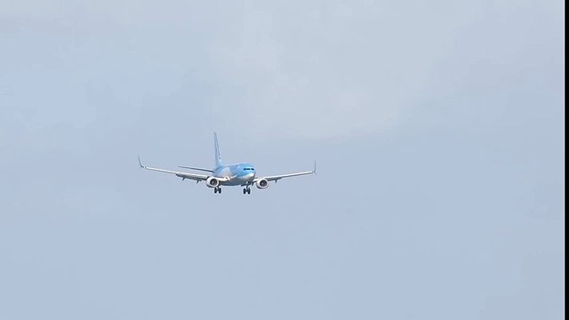Most Amazing landing!!! Tuifly incident to landing Crosswind Landing