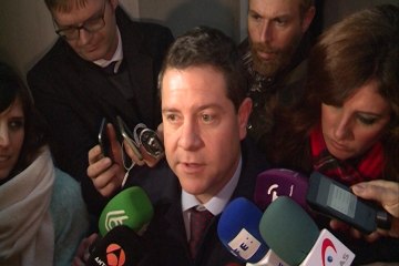 Page ve "constructivo" un pacto con Podemos y C's