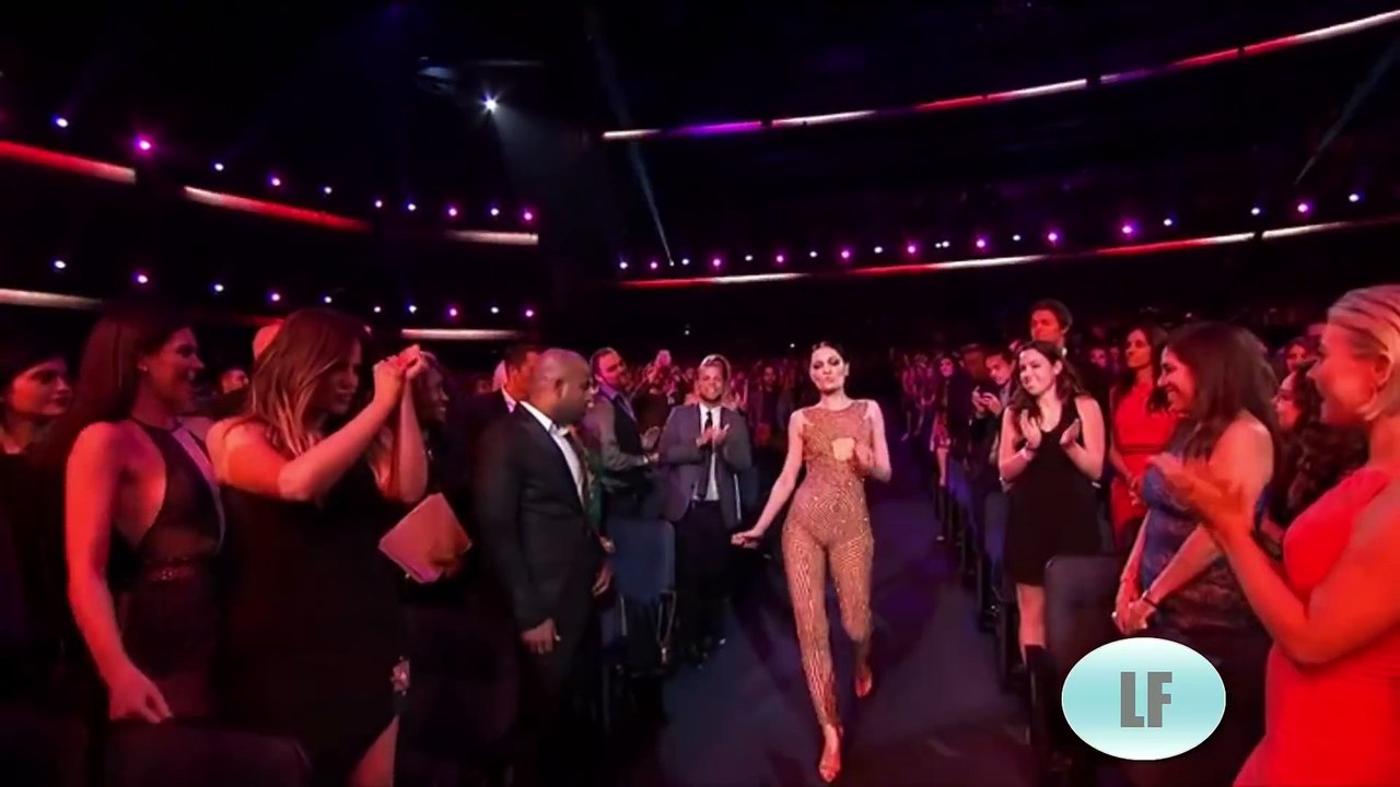Jessie J ft. Ariana Grande & Nicki Minaj - Bang Bang AMA's 2014