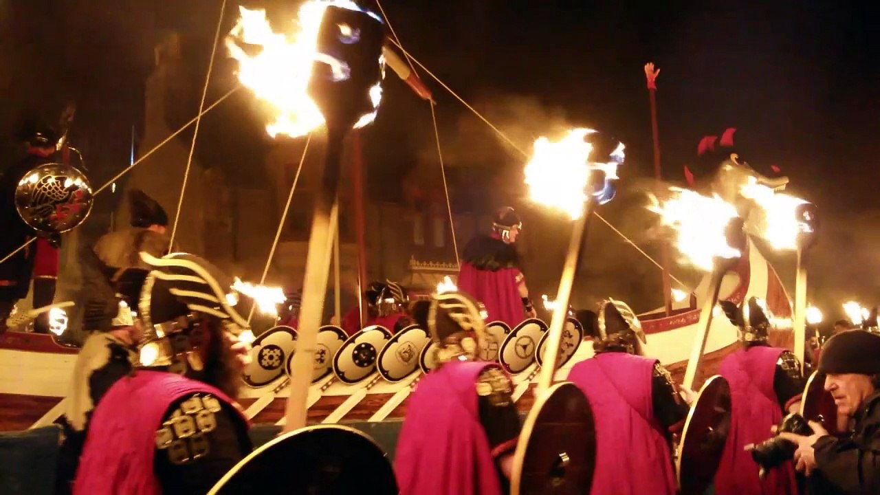 Wikinger-Spektakel auf den Shetland-Inseln