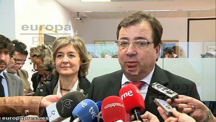 Vara y Tejerina escuchan reivindicaciones de tabaqueros