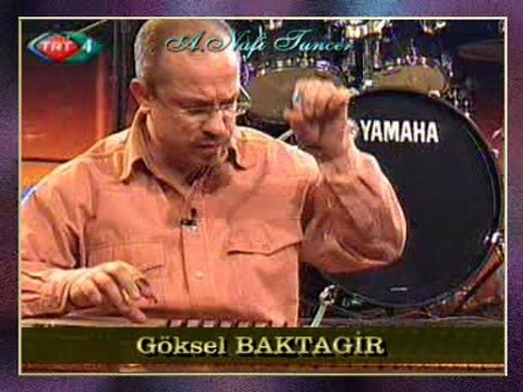 Göksel BAKTAGİR (Kanun) & Solist: Sumru AĞIRYÜRÜYEN-MAVİ DÜNYA