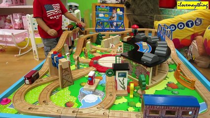 Thomas & Friends Table Play Set Wooden Railway