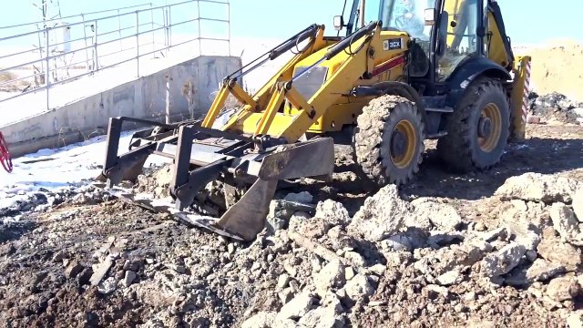 İŞ MAKİNELERİ,KUYU,sondaj,KIRMA,DA,BECERİ,business machines,JCB,CAT,HİDROMEK