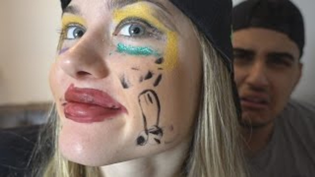 DOING MY GIRLFRIENDS MAKEUP